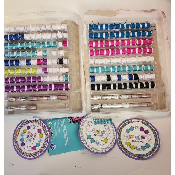 Cool Maker Friendship Bracelet  DIY With 191 Threads Jewelry Making - Picture 1 of 6